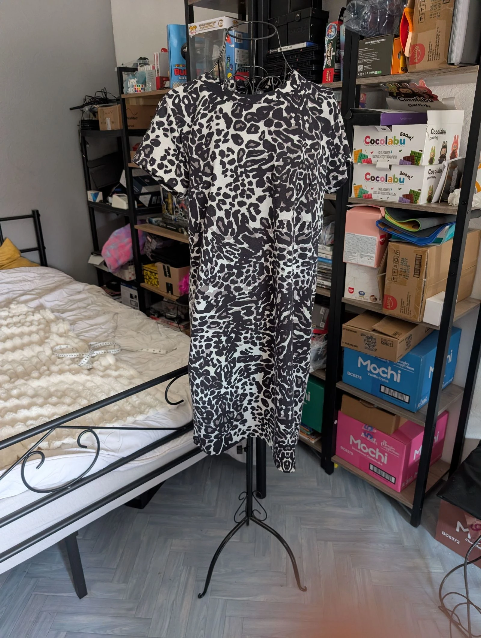 Magnifique robe imprimé léopard – H&M – Taille M
